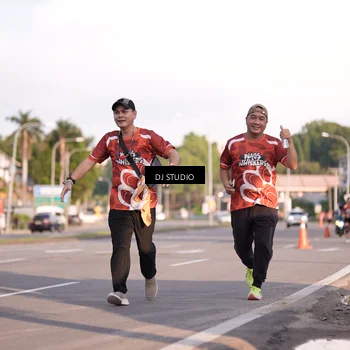 Runner Photo 8043624