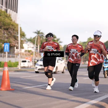 Runner Photo 8043640