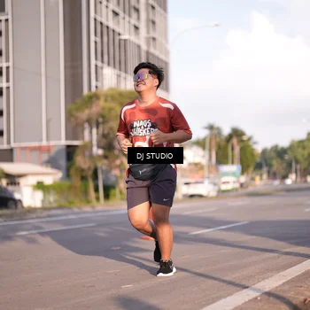 Runner Photo 8043666