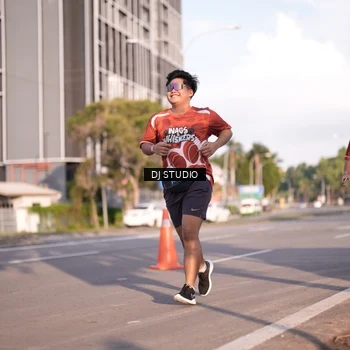 Runner Photo 8043668