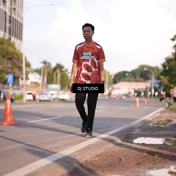 Runner Photo 8043672