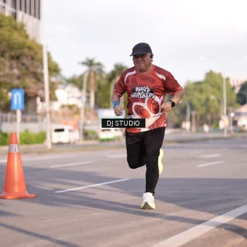 Runner Photo 8043726