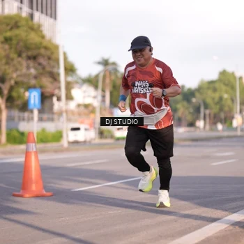 Runner Photo 8043728