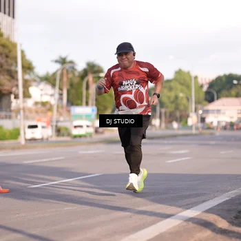 Runner Photo 8043731