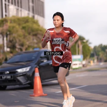 Runner Photo 8043749