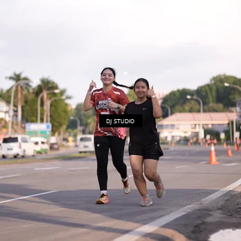Runner Photo 8043776