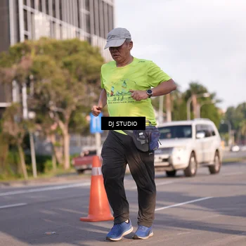 Runner Photo 8043842