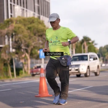 Runner Photo 8043844