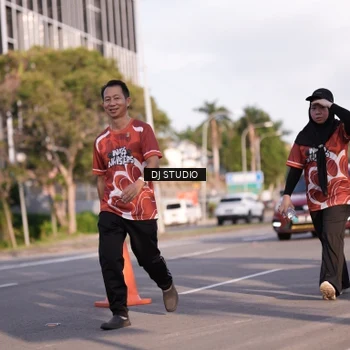Runner Photo 8043848