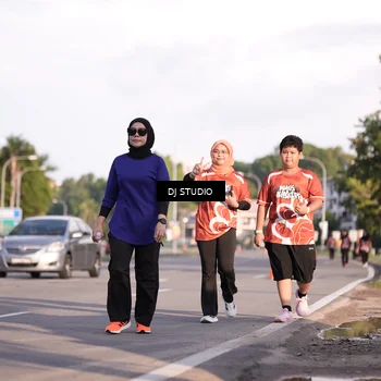 Runner Photo 8044042