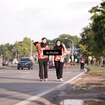 Runner Photo 8044077