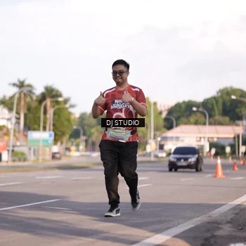 Runner Photo 8044104