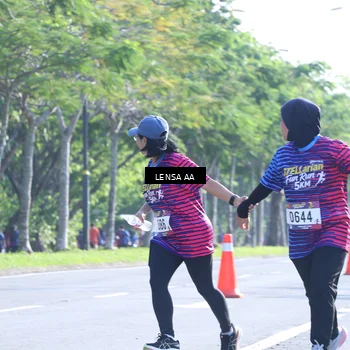 Runner Photo 8044572