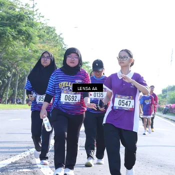Runner Photo 8044604
