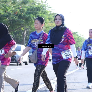 Runner Photo 8044631
