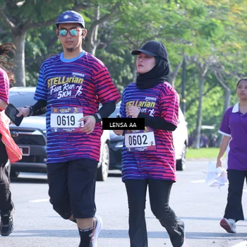 Runner Photo 8044655