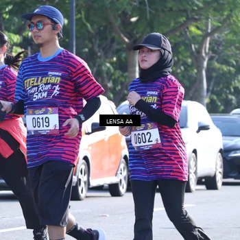 Runner Photo 8044657