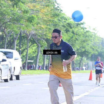 Runner Photo 8044658