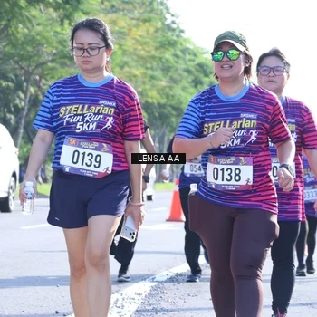 Runner Photo 8044676
