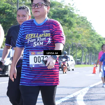 Runner Photo 8044684