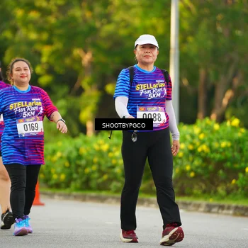 Runner Photo 8044695