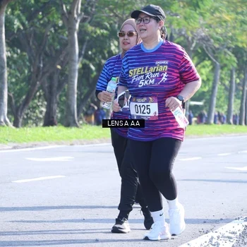 Runner Photo 8044741