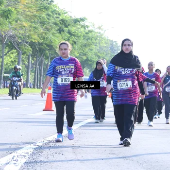Runner Photo 8044755