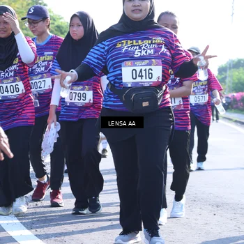 Runner Photo 8044757