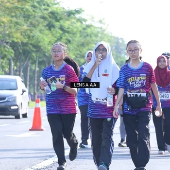 Runner Photo 8044783