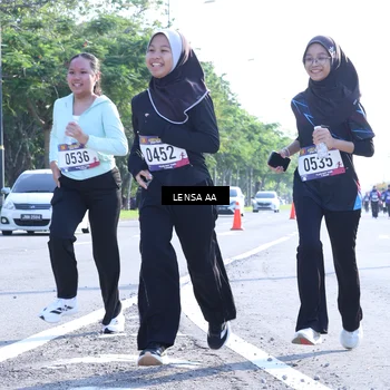 Runner Photo 8044792