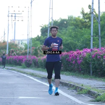 Runner Photo 8045030