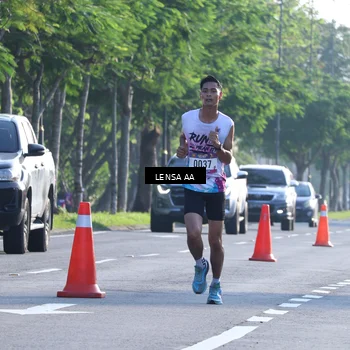 Runner Photo 8045064