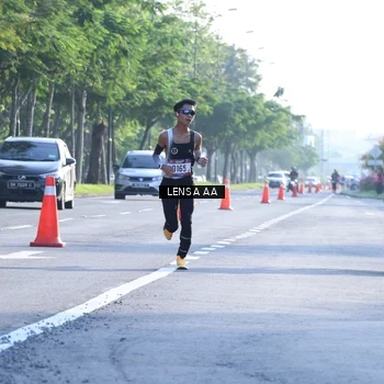 Runner Photo 8045080