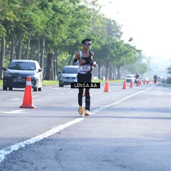 Runner Photo 8045082