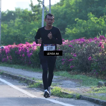 Runner Photo 8045095