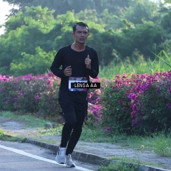 Runner Photo 8045102