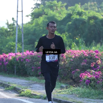 Runner Photo 8045110