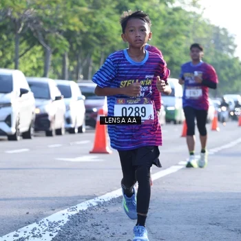 Runner Photo 8045147