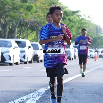 Runner Photo 8045150