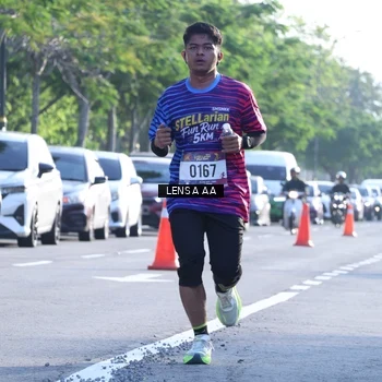 Runner Photo 8045157