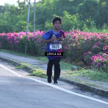 Runner Photo 8045160
