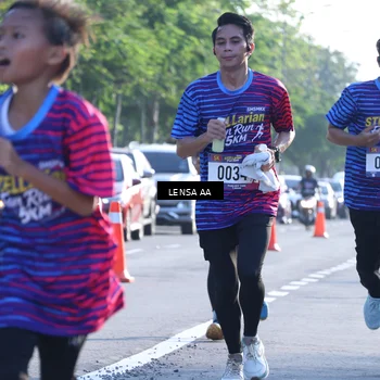 Runner Photo 8045178