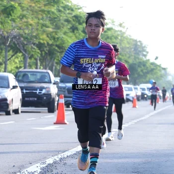 Runner Photo 8045211