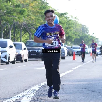 Runner Photo 8045238