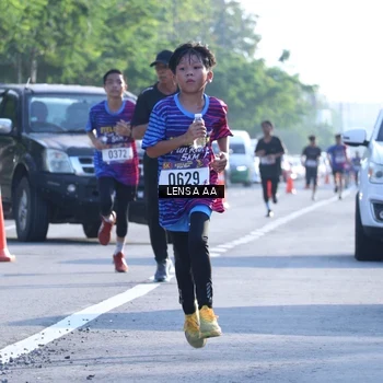 Runner Photo 8045247