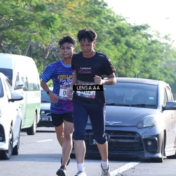 Runner Photo 8045256