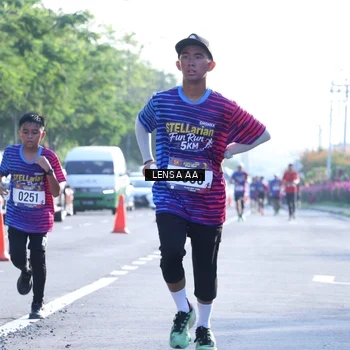 Runner Photo 8045280