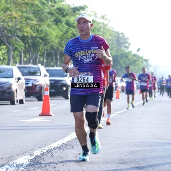 Runner Photo 8045283