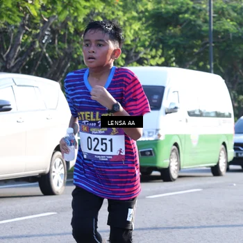 Runner Photo 8045290