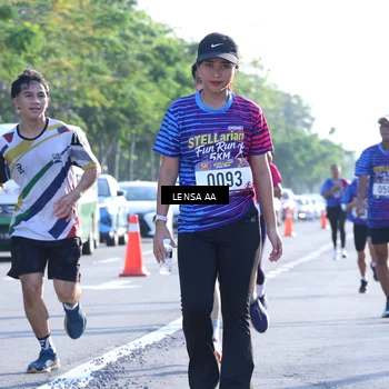 Runner Photo 8045318